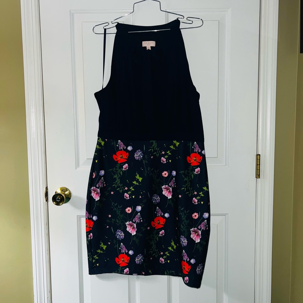 ***SOLD*** Ted Baker Shimma Halter Neck Pleated Dress - Picture 4 of 6